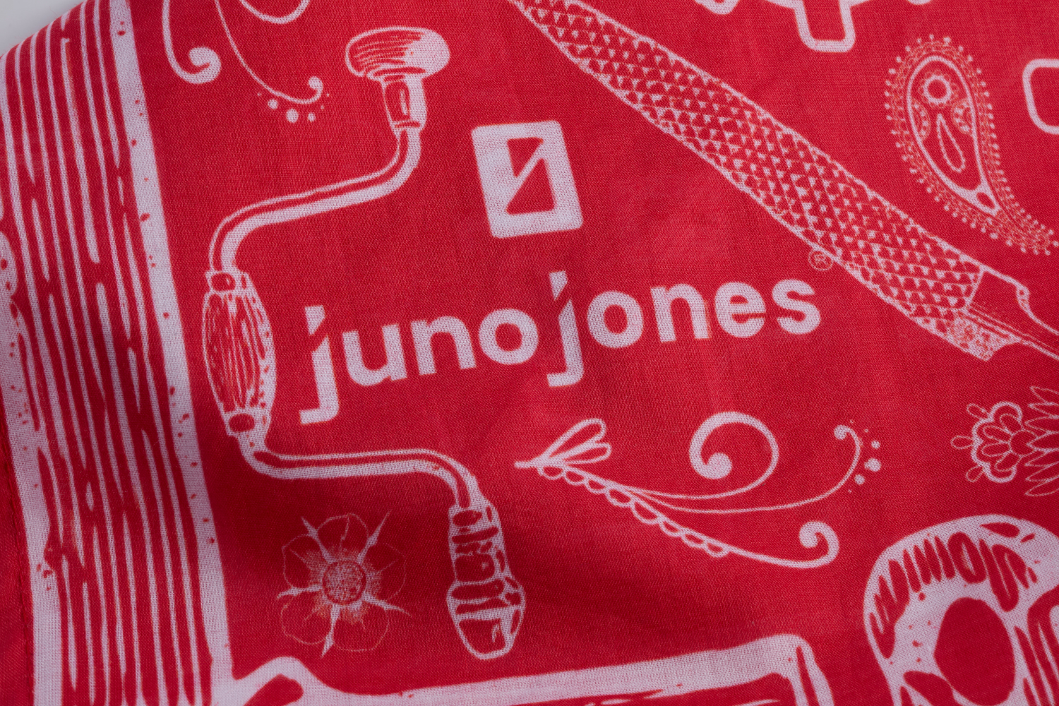 Juno Jones Tools of the Trade Bandana in Scarlet