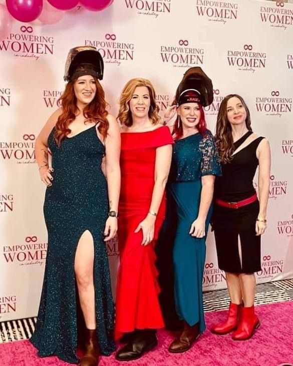 Juno Jones Presents Empowering Women in Industry Tradeswoman of the Year 2021 Award to Welder Kaylin Leas
