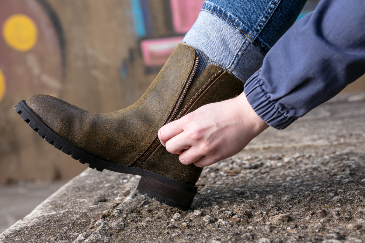 Women's Meti Steel Toe Boots, Medusa (EH) – Juno Jones